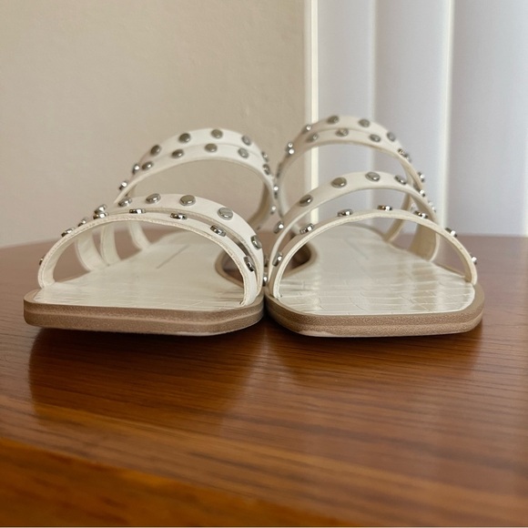 Dolce Vita Ibbie Ivory Studded Flat Sandals Size 7.5 - Picture 7 of 13